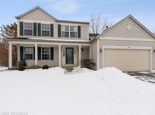 379 Deer Crossing Ct, Hainesville, IL 60030