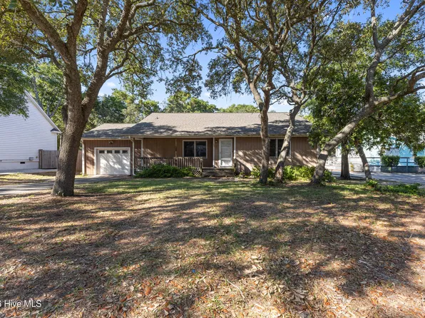 502 Peninsula Drive, Carolina Beach, NC 28428