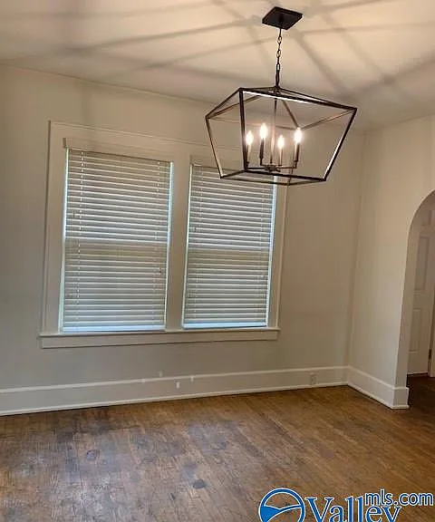 608 California St SE — Photo 2