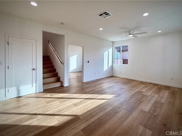 6118 Amos Ave — Photo 3