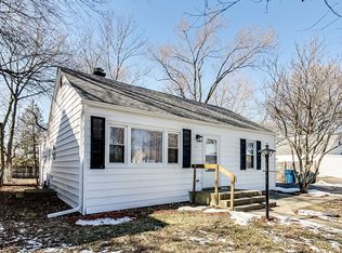 1919 Kelly Ave, Crest Hill, IL 60403