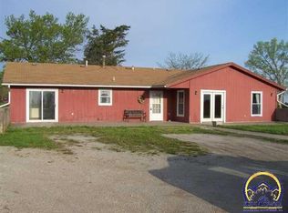 9022 Village Green Rd, Meriden, KS 66512