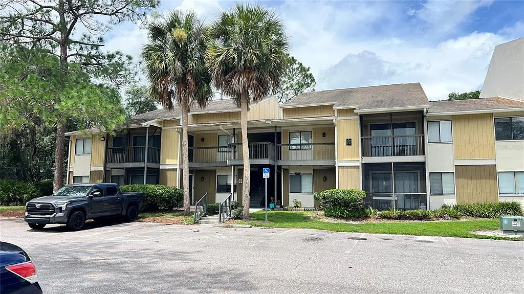 2 bed, 2.0 bath, 1144 sqft, $1,550 — Photo 1