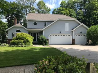 2684 Meadowridge Dr SW, Byron Center, MI 49315