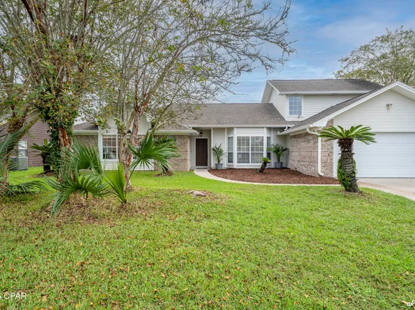 107 Saratoga Pl, Lynn Haven, FL 32444