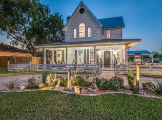 405 E Hayes Ave, Whitney, TX 76692