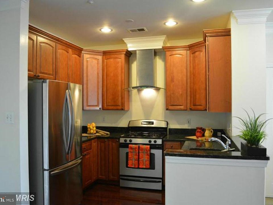 1st image of 4135 Fountainside Ln