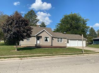 202 1st Ave SE, Waukon, IA 52172