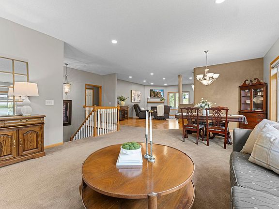 5th image of 19110 Inndale Dr