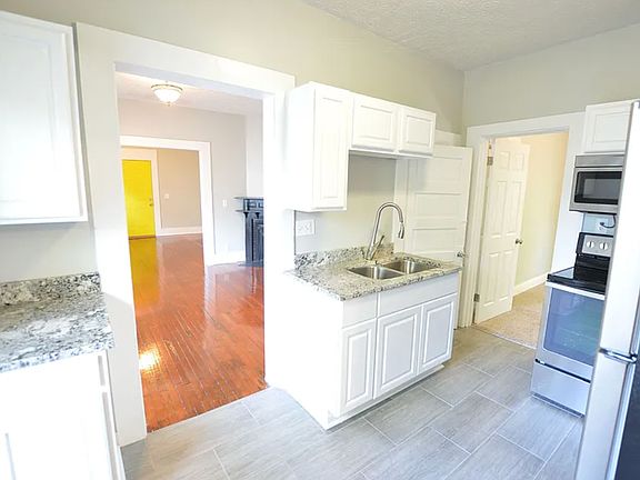 5th image of 4049 Byram Ave