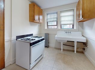 18 W Wyoming Ave APT 12, Melrose, MA 02176