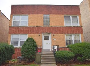 4849 Hull St APT 2E, Skokie, IL 60077