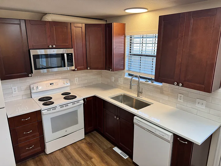 6491 S Dayton St — Photo 10