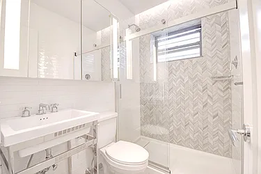 Rented by Urbane Brokerage