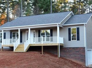 106 Doe Run Ct, Morganton, NC 28655