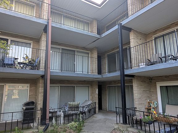 2nd image of 3177 W 115th St APT 2W