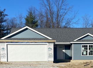 815 Knights Xing, Kendallville, IN