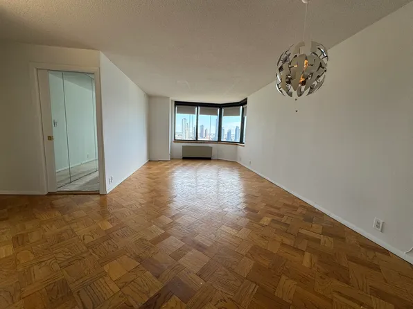 415 East 37th Street image 1 of 18