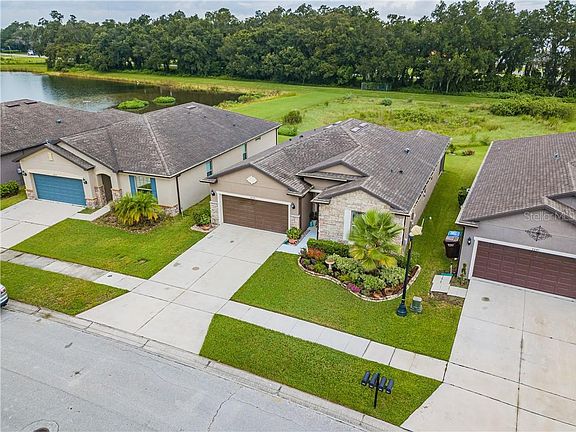 3rd image of 8838 Hinsdale Heights Dr