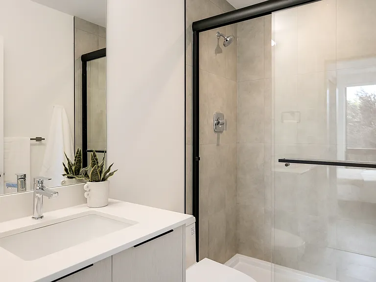612 Constance Ave — Photo 11