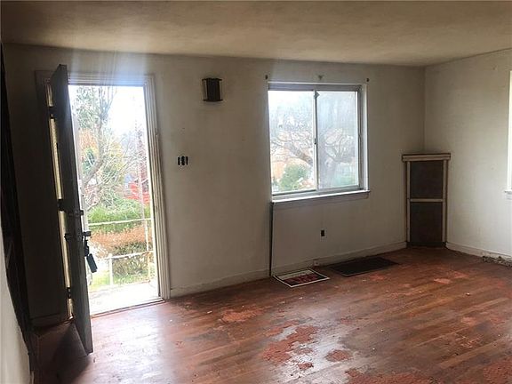 4th image of 7857 Thon Dr