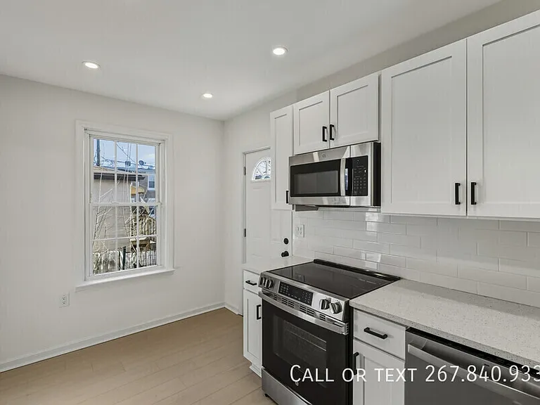 507 Washburn Ave — Photo 9