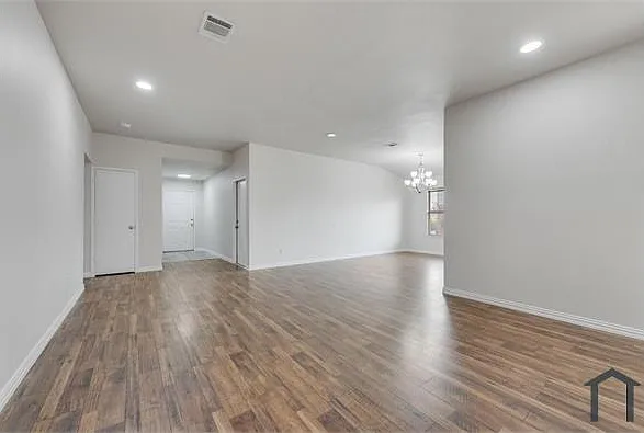 1008 Lake Trail Dr — Photo 5