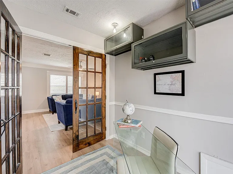1207 Archer St — Photo 22