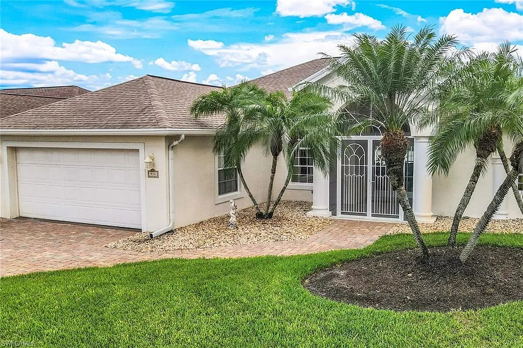 3 bed, 2.0 bath, 1715 sqft, $15,000 — Photo 4