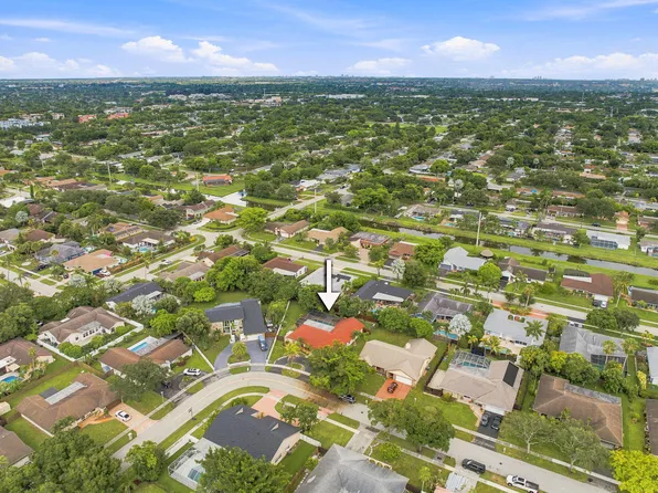 1120 NW 77TH Avenue, Plantation, FL 33322