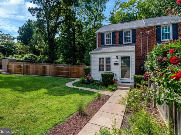 5910 Edgehill Dr, Alexandria, VA 22303