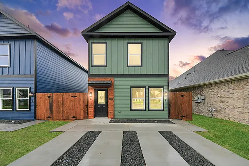 13511 Segrest Dr Photo 1