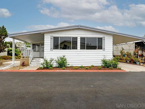 3rd image of 3340 Del Sol Blvd Spc 12