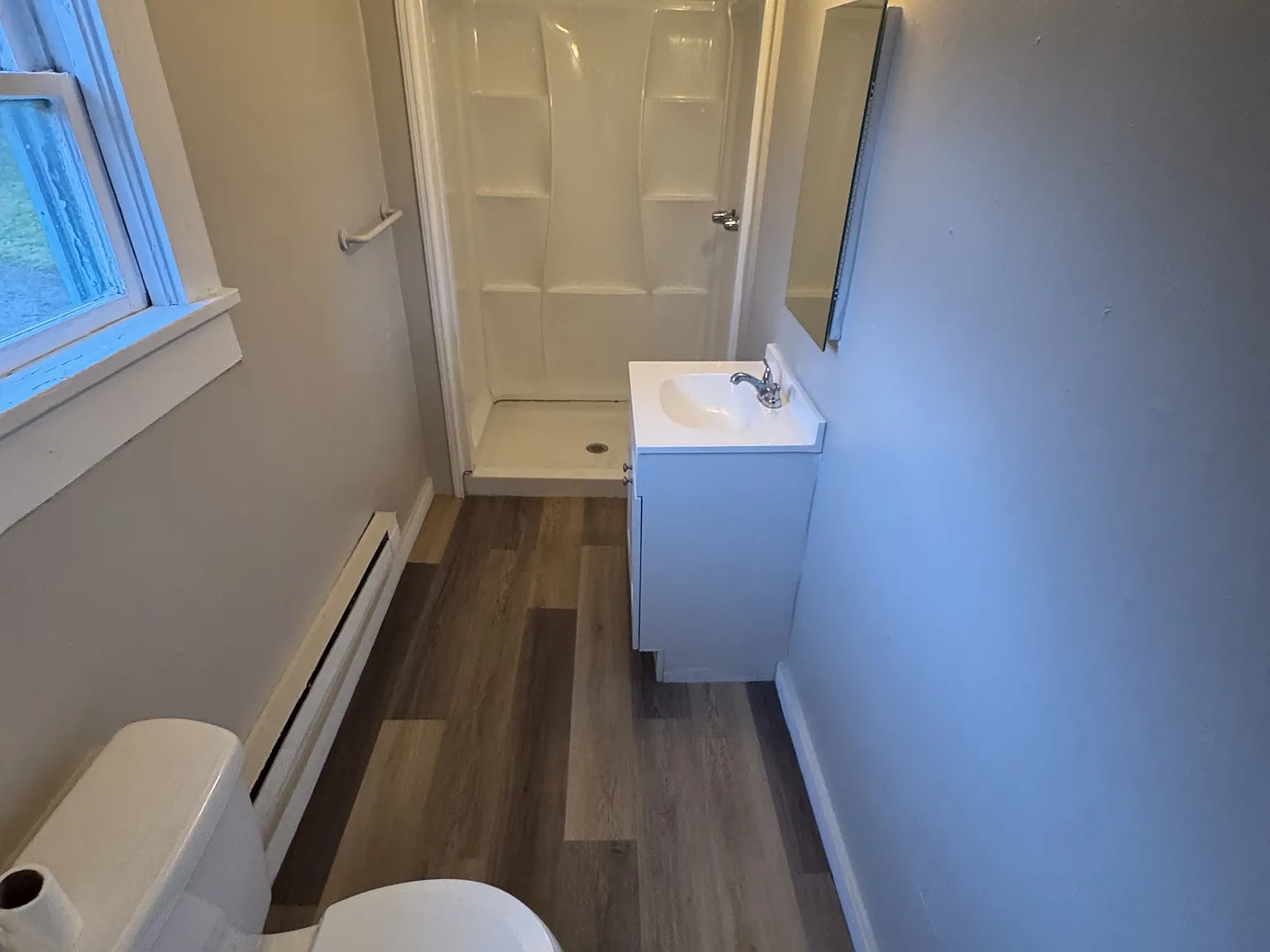 547 Woodlawn Avenue - C — Photo 2