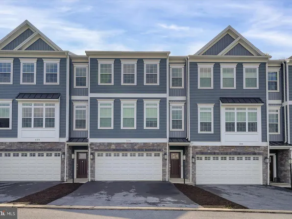 518 Brandywine Dr, State College, PA 16801
