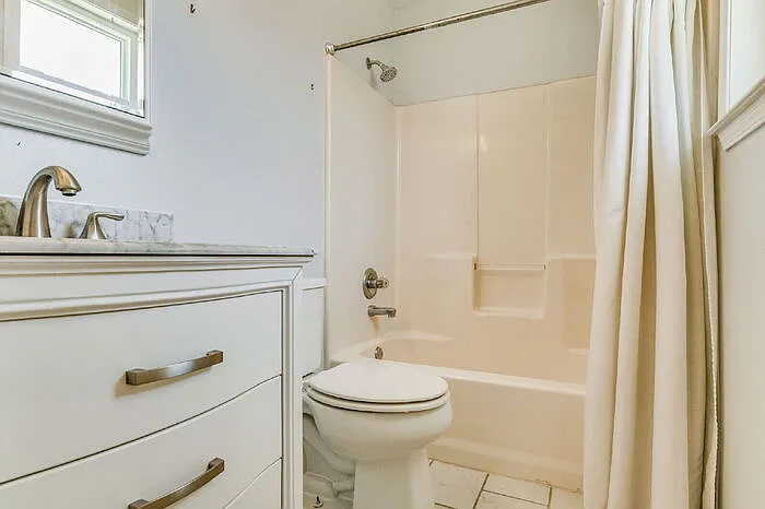 907 Catskill Ln — Photo 19