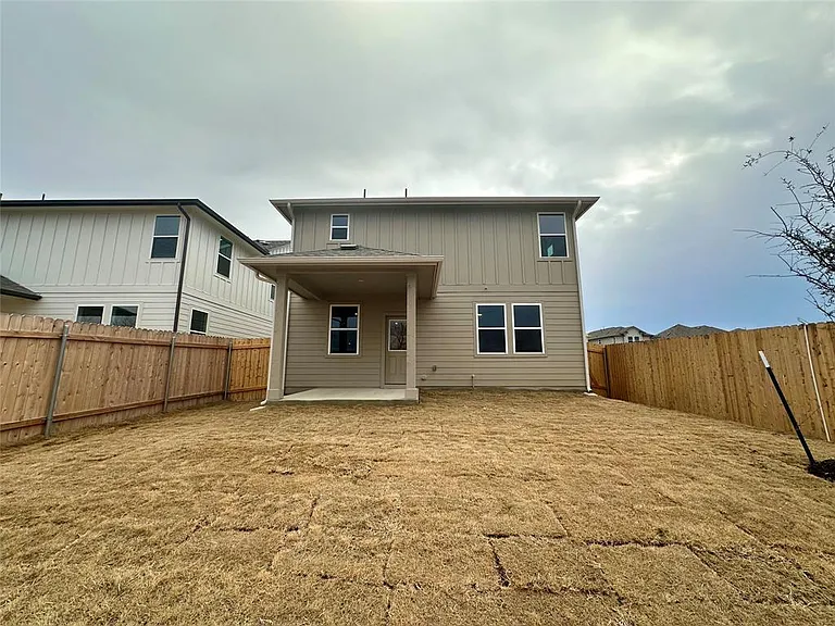 380 Young St — Photo 25