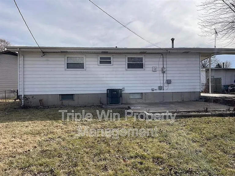 1895 Curtis Ct — Photo 7