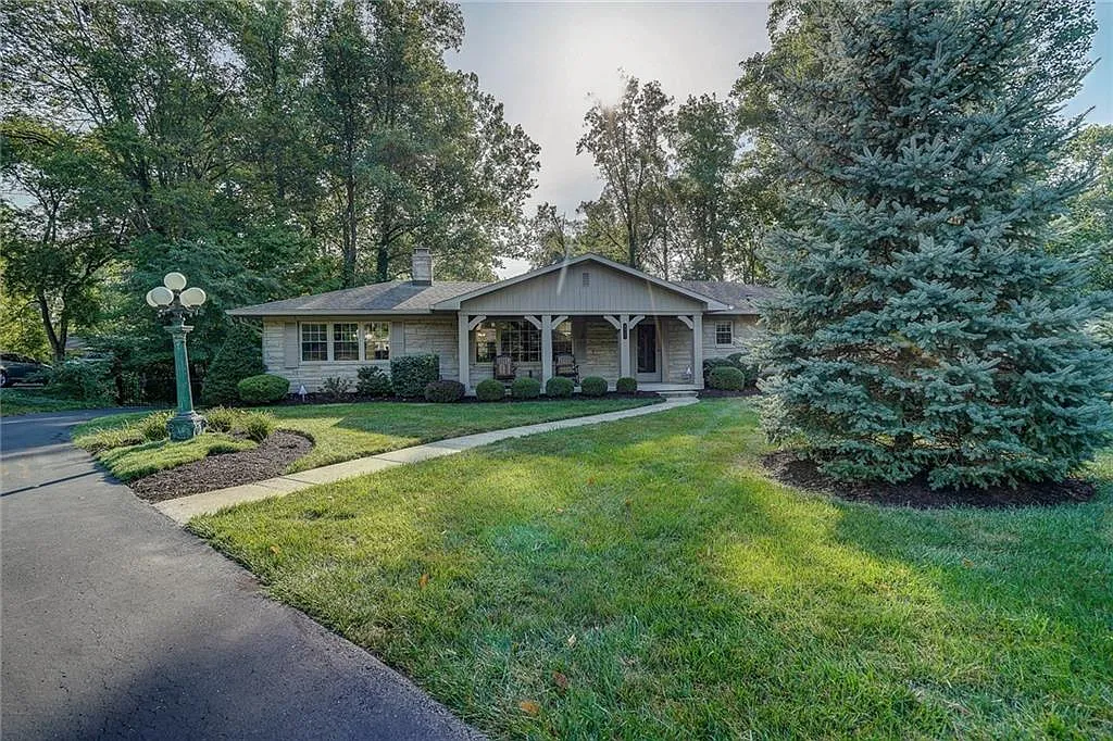 6225 Brokenhurst Rd photo 1