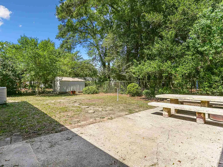 6222 Maybelle Dr — Photo 38