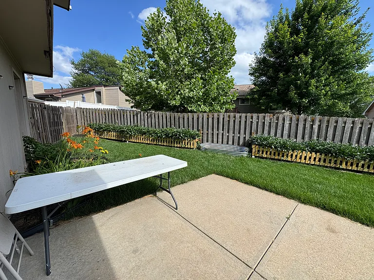 13519 Atwood Ave — Photo 5