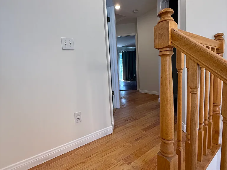 2446 S Centinela Ave — Photo 30