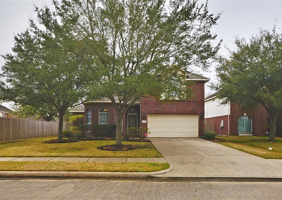 1st image of 306 Lark Hollow Ln