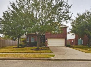 306 Lark Hollow Ln, League City, TX 77573
