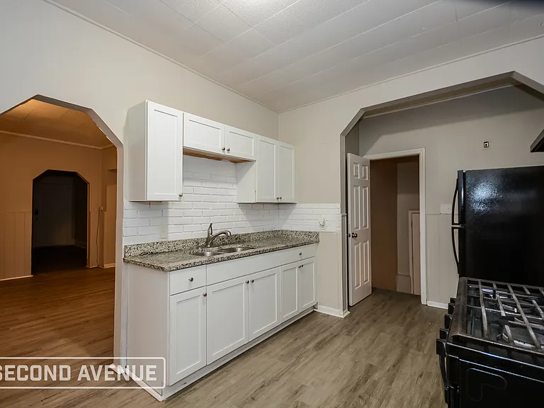 1311 Manss Ave — Photo 11