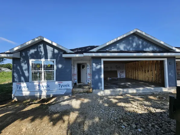 3801 Avery Ln, Janesville, WI 53546