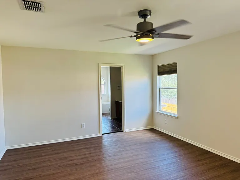 8943 Walnut Spgs — Photo 12