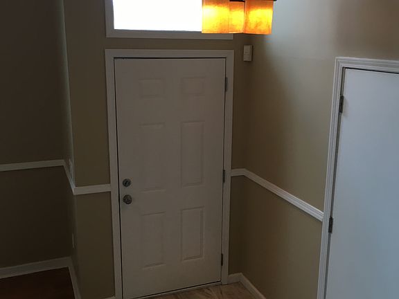 3rd image of 12525 Nelson Ln