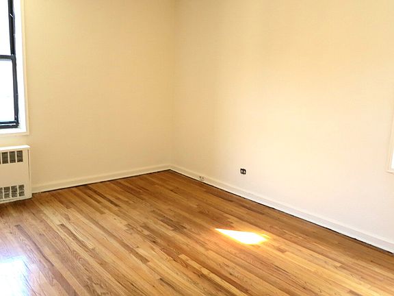 4th image of 9419 66th Ave APT 1F