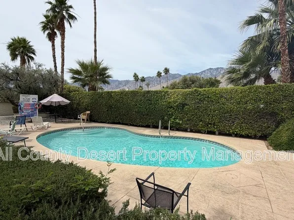 550 S El Cielo Rd APT 12, Palm Springs, CA 92264